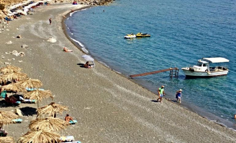 Strand von Agios Georgios 